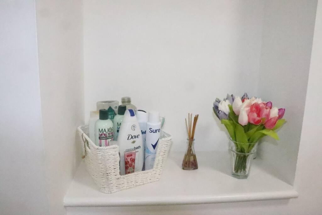 Apartamento Skyline Haven - Modern 2br Free Parking & 4ktv Londres