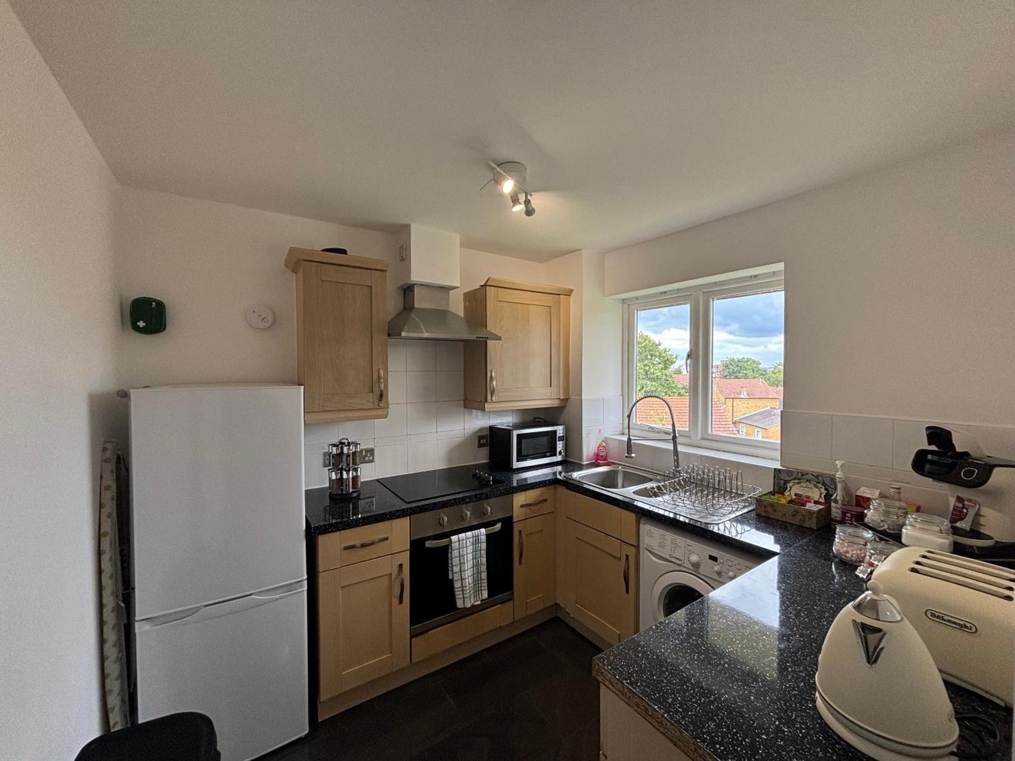 Skyline Haven - Modern 2br Free Parking & 4ktv Apartamento Londres